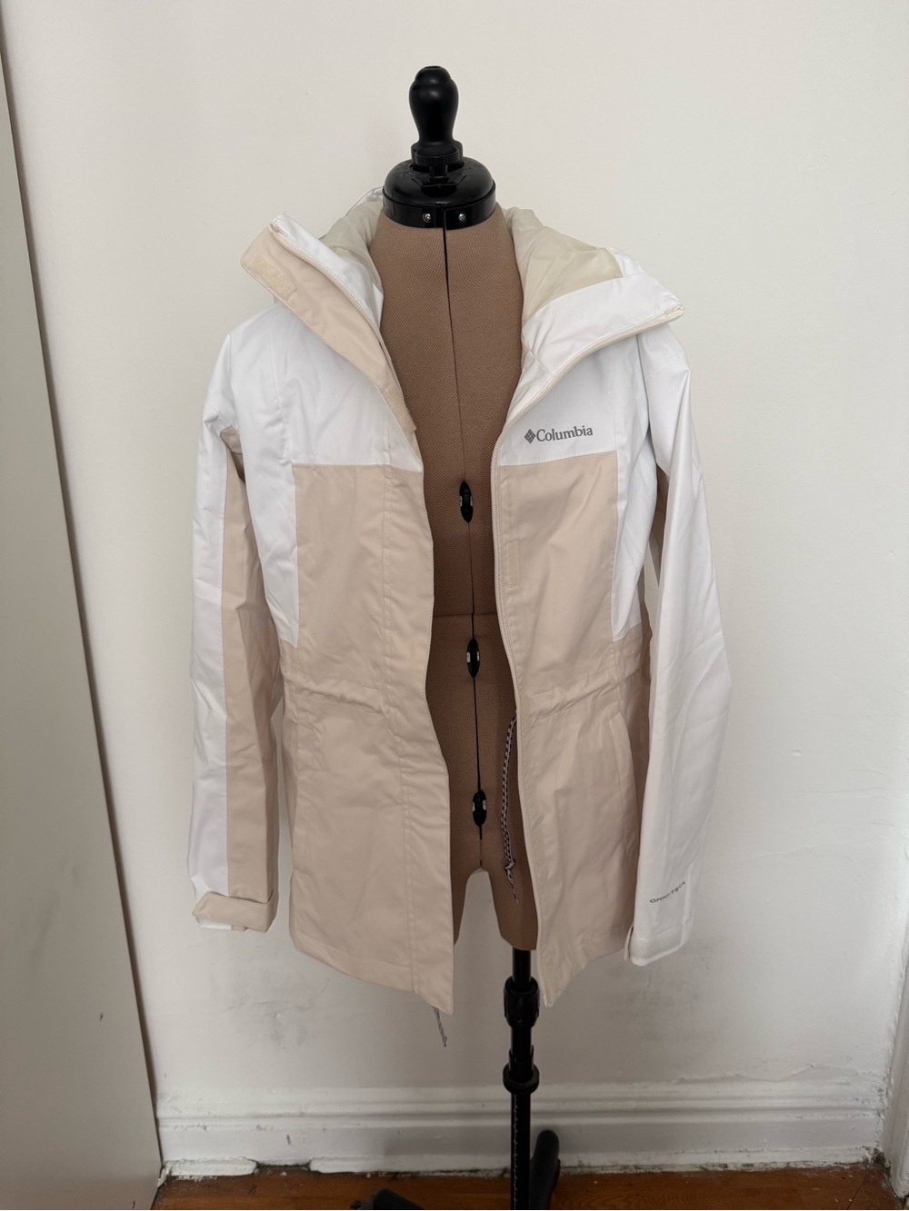 Columbia Omni-Tech waterproof jacket (womens)